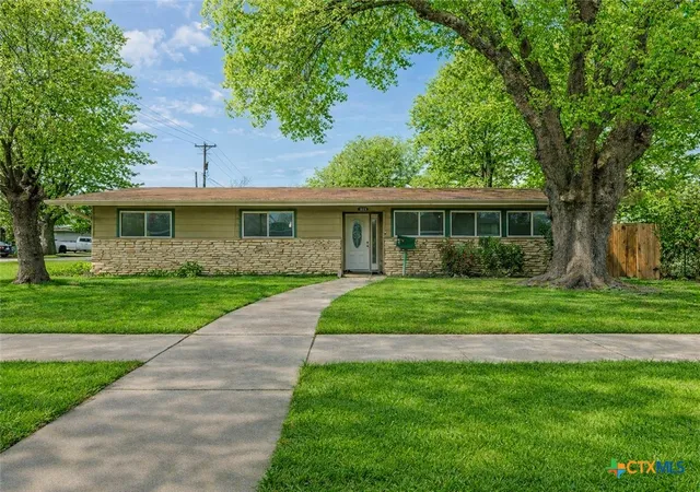 Photo 1 of Single family home for sale at 1129 Chippendale Dr, Killeen, TX 76549 | MLS# 610982 | Listing updated on 2026-07-10