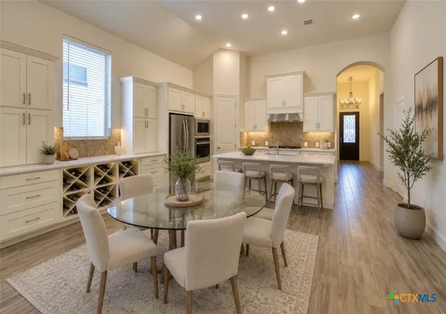 5th image of 1435 Oaklawn Dr, New Braunfels, TX 78132 | MLS# 610695