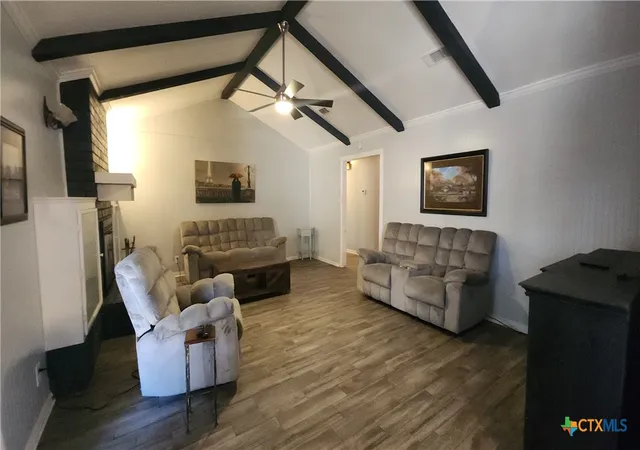 Photo 3 of Sale Pending at 204 Cherokee Ln, Victoria, TX 77901 | MLS# 611040 | Listing updated on 2026-07-22