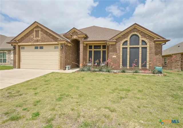 Photo 2 of Single family home for sale at 7804 Preston Holw Dr, Killeen, TX 76542 | MLS# 611142 | Listing updated on 2026-07-24