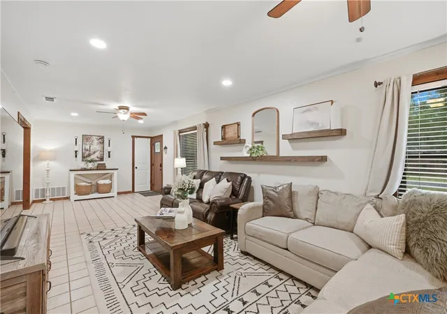 Photo 3 of Single family home for sale at 11102 Salado Springs Cir, Salado, TX 76571 | MLS# 611161 | Listing updated on 2026-07-30