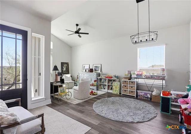 3rd image of 21100 Niagara Cvs, Lago Vista, TX 78645 | MLS# 611196