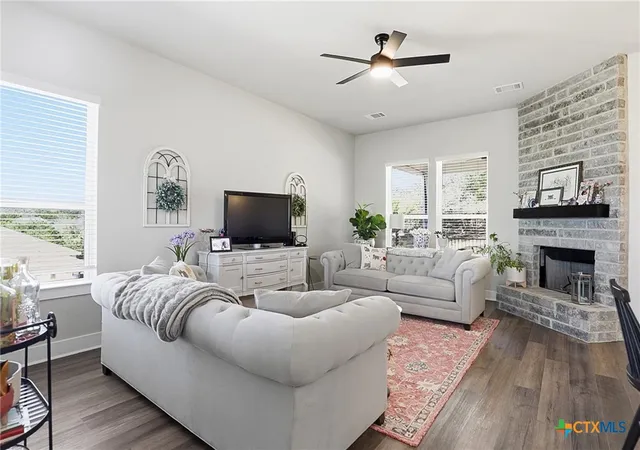 4th image of 21100 Niagara Cvs, Lago Vista, TX 78645 | MLS# 611196
