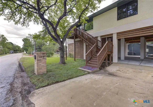 Homes for sale in Mc Queeney, TX | 210 Royal George Circle, Mc Queeney, TX 78123 | MLS# 610600