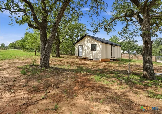 Homes for sale in Gonzales, TX | 1 Post Oak St, Gonzales, TX 78629 | MLS# 610879