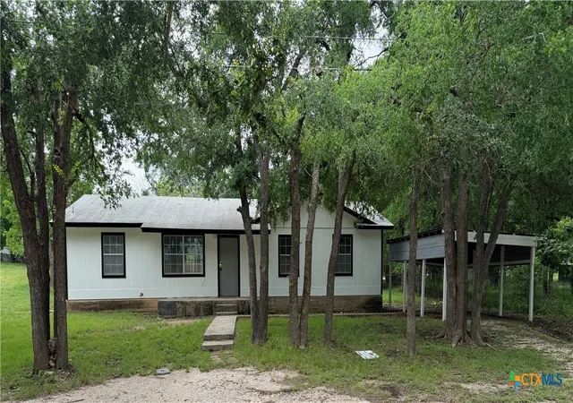Homes for sale in Lampasas, TX | 408 N Spring Street, Lampasas, TX 76550 | MLS# 611296