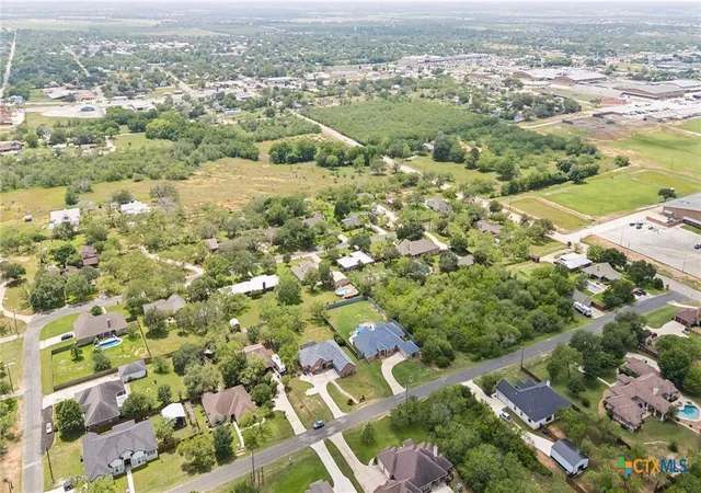 47th image of 107 Oakview Dr, Floresville, TX 78114 | MLS# 611304