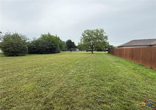 2nd image of 303 Crockett St, Holland, TX 76534 | MLS# 611320