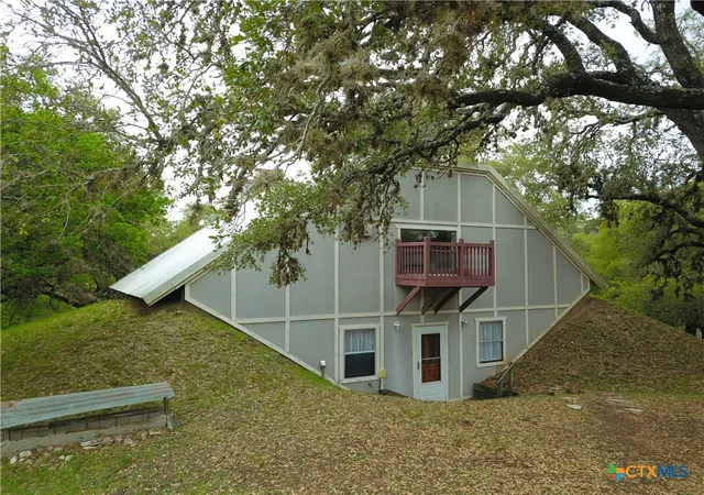 Homes for sale in Pipe Creek, TX | 929 Red Bluff Ranch Rd, Pipe Creek, TX 78063 | MLS# 611365