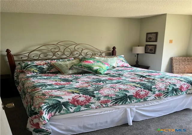 Homes for sale in Horseshoe Bay, TX | 103 Island Drive, Horseshoe Bay, TX 78657 | Houzeo