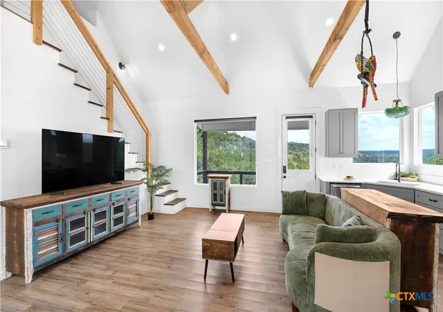 Photo 1 of Single family home for sale at 1758 Trl Pass Dr, Canyon Lake, TX 78133 | MLS# 611234 | Listing updated on 2026-07-17