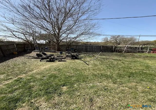 12th image of 211 Horseshoe Dr, Copperas Cove, TX 76522 | MLS# 610963