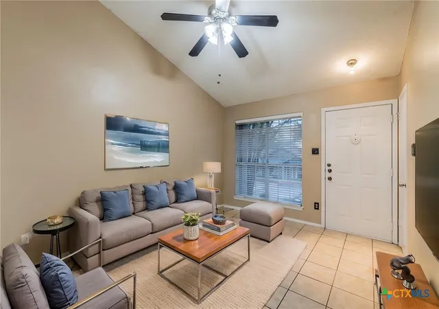 3rd image of 1015 E Yager Ln #172, Austin, TX 78753 | MLS# 611465