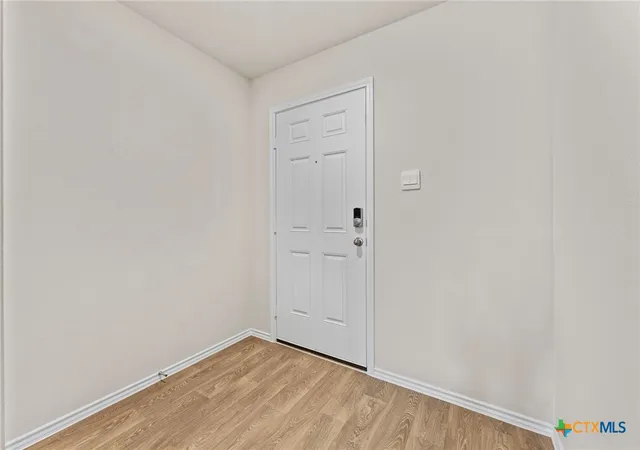 Photo 3 of Single family home for sale at 210 Langston Dr, Uhland, TX 78640 | MLS# 611530 | Listing updated on 2026-07-28