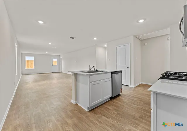 Photo 3 of Single family home for sale at 210 Langston Dr, Uhland, TX 78640 | MLS# 611530 | Listing updated on 2026-07-28
