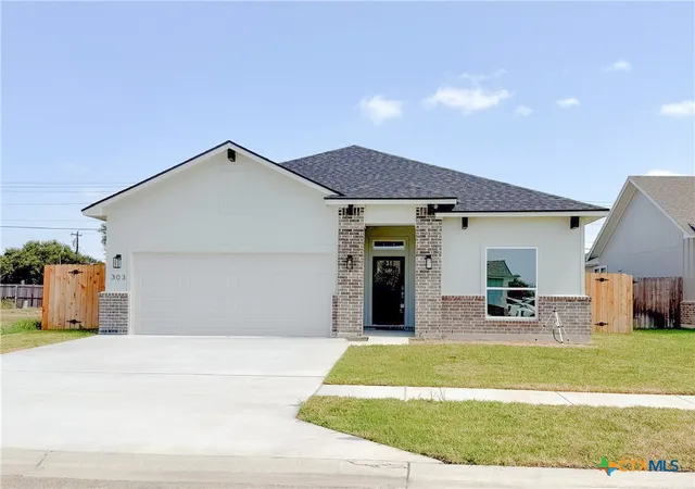 Photo 1 of Single family home for sale at 303 Cobble Stone Ct, Victoria, TX 77904 | MLS# 611548 | Listing updated on 2026-09-21