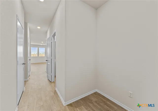 2nd image of 132 Kendall Ln, Uhland, TX 78656 | MLS# 611600
