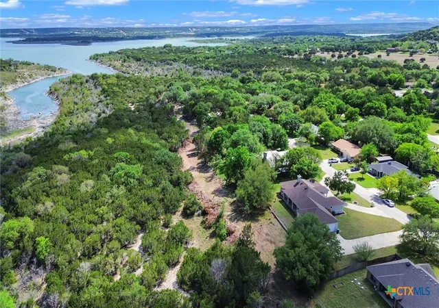 Photo 4 of Single family home for sale at 3112 Oakridge Blvd, Harker Heights, TX 76548 | MLS# 611490 | Listing updated on 2026-05-13