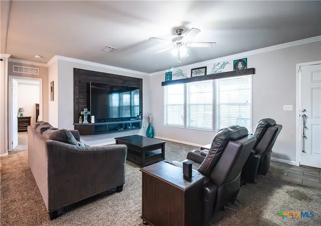 5th image of 2201 Henry St, Cuero, TX 77954 | MLS# 611611