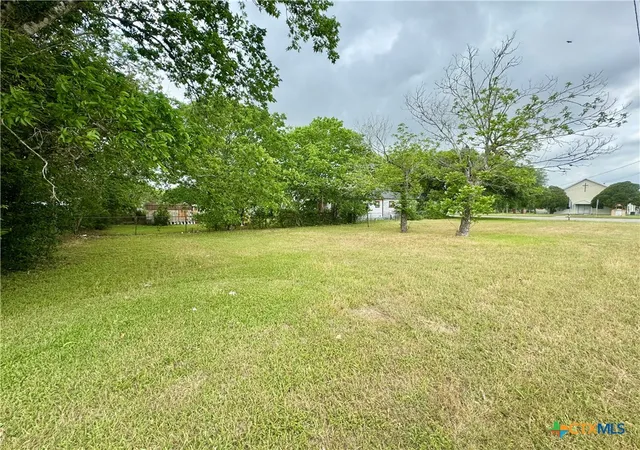 2nd image of 00 Huck St, Yoakum, TX 77995 | MLS# 611517