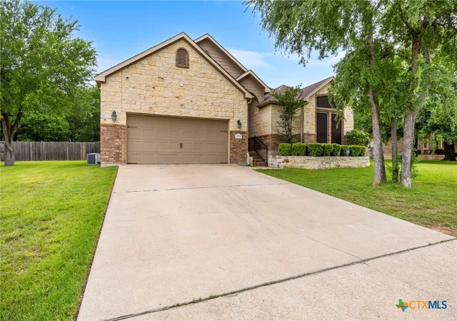 2nd image of 2501 Twin Ridge Ct, Belton, TX 76513 | MLS# 611735