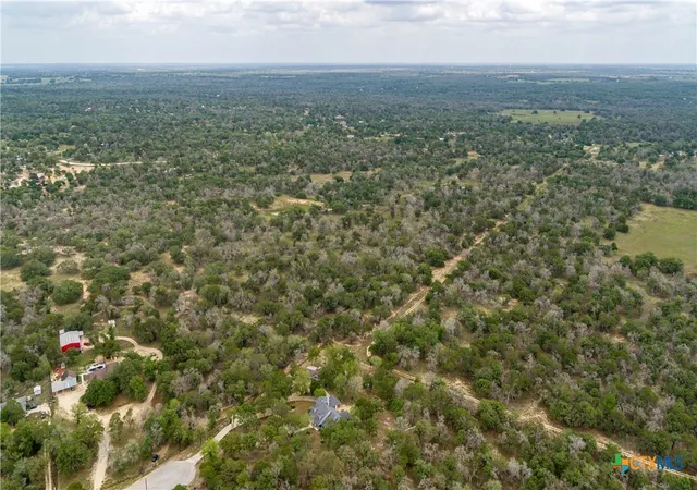 2nd image of 132 Roemer Ln, Floresville, TX 78114 | MLS# 611840