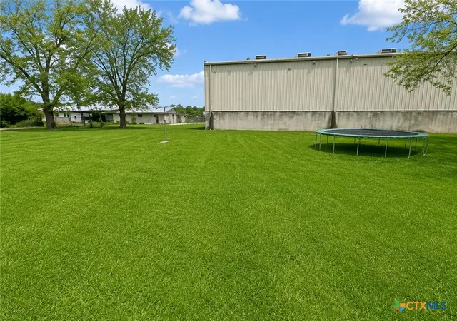 Photo 2 of Single family home for sale at 310 N La Grange St, Hallettsville, TX 77964 | MLS# 611862 | Listing updated on 2026-07-21
