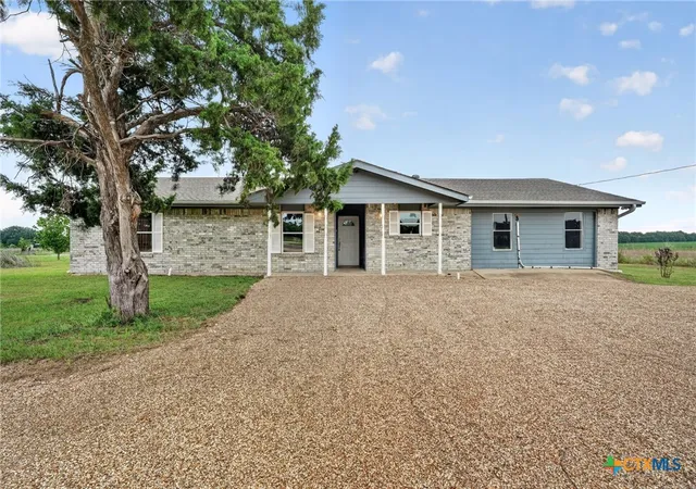 2nd image of 9406 N Hwy 77, Burlington, TX 76519 | MLS# 611852