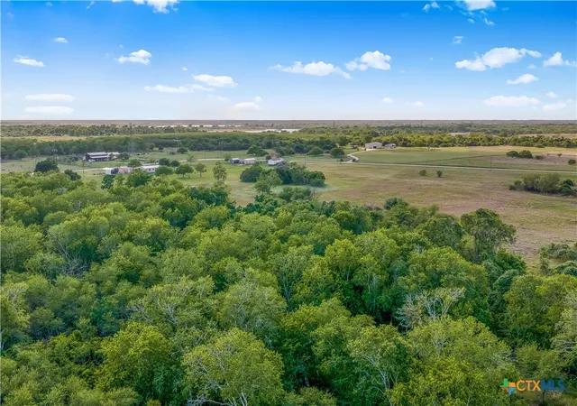 Photo 2 of Land for sale at 417 Old Bloomington Rd, Victoria, TX 77905 | MLS# 611829 | Listing updated on 2026-04-26