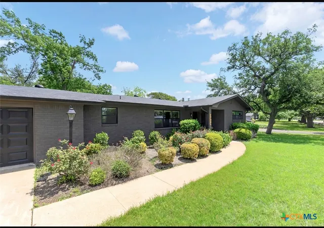 3rd image of 3910 Brooklawn Dr, Temple, TX 76502 | MLS# 611922