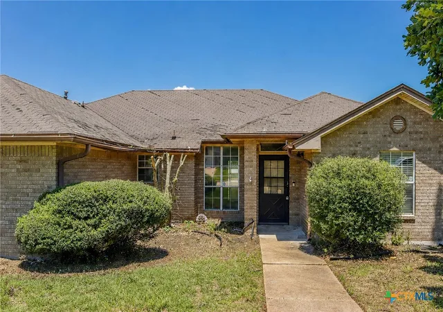 3rd image of 910 Northern Dancer Dr, Copperas Cove, TX 76522 | MLS# 611537
