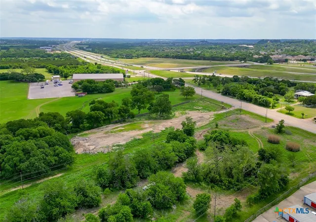 4th image of 1611 E Veterans Memorial Blvd, Harker Heights, TX 76548 | MLS# 611940