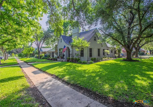 3rd image of 1120 N 13Th St, Temple, TX 76501 | MLS# 611924