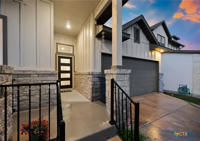 Photo 3 of Sale Pending at 1612 Seekat Dr, New Braunfels, TX 78132 | MLS# 611904 | Listing updated on 2026-07-21