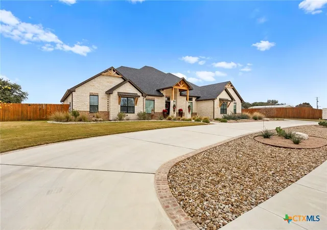 Photo 2 of Single family home for sale at 5610 Kemosabe Dr, Killeen, TX 76542 | MLS# 611853 | Listing updated on 2026-06-24