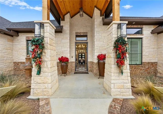 Photo 3 of Single family home for sale at 5610 Kemosabe Dr, Killeen, TX 76542 | MLS# 611853 | Listing updated on 2026-06-24
