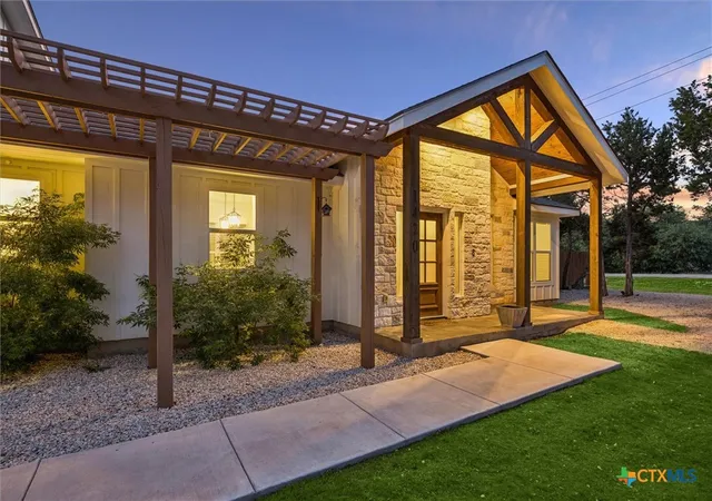 Photo 3 of Single family home for sale at 1420 Persimmon Pass, Fischer, TX 78623 | MLS# 611897 | Listing updated on 2026-07-28