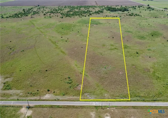 Homes for sale in Inez, TX | 1033 Midway Rd, Inez, TX 77968 | MLS# 612073