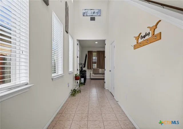 Photo 3 of Single family home for sale at 250 Twisted Oaks Ln, Buda, TX 78610 | MLS# 610689 | Listing updated on 2026-07-09