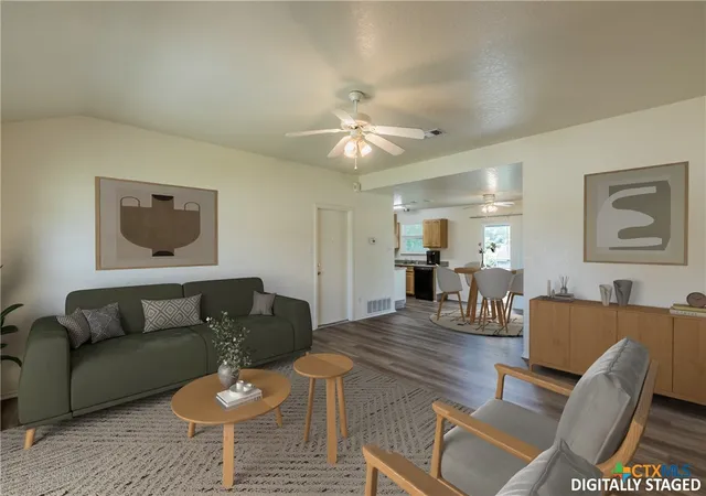 Photo 3 of Sale Pending at 519 E Victory Ave, Temple, TX 76501 | MLS# 611597 | Listing updated on 2026-07-27