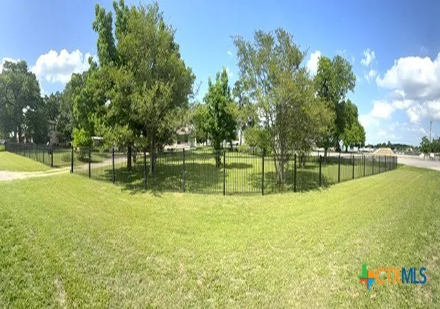 Homes for sale in Cameron, TX | 3202 N Travis Ave, Cameron, TX 76520 | MLS# 612100