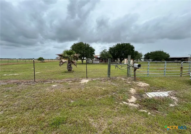 3rd image of 120 Mcallister Ln, Seadrift, TX 77983 | MLS# 612082