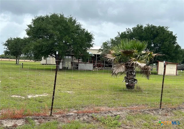 4th image of 120 Mcallister Ln, Seadrift, TX 77983 | MLS# 612082