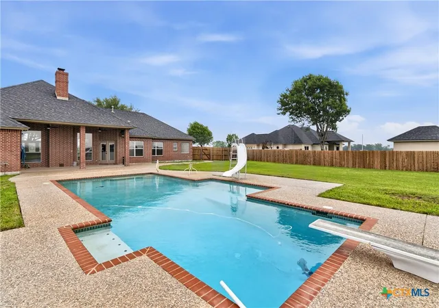 5th image of 1031 Fm 20, Seguin, TX 78155 | MLS# 610353