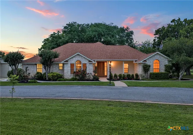 1st image of 406 Ancient Oaks Dr, Marble Falls, TX 78654 | MLS# 612213