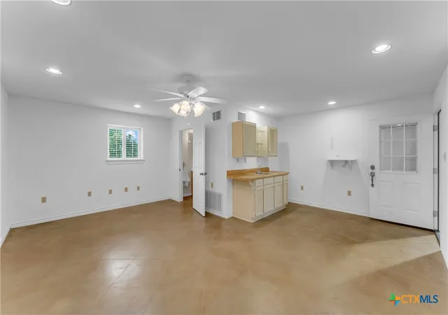 48th image of 406 Ancient Oaks Dr, Marble Falls, TX 78654 | MLS# 612213