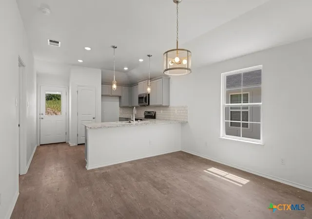 3rd image of 350 Monty Rd, Copperas Cove, TX 76522 | MLS# 612007