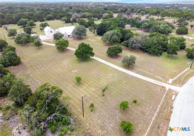 2nd image of 421 Sunset Ridge Dr, Killeen, TX 76549 | MLS# 611536