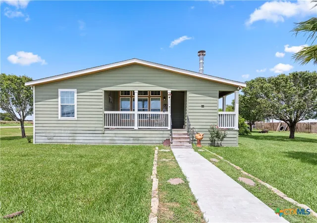 1st image of 1845 Royal Rd, Port Lavaca, TX 77979 | MLS# 611907