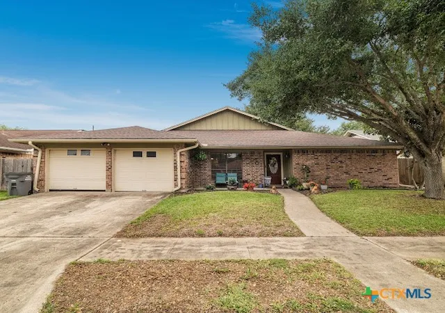 Photo 1 of Single family home for sale at 403 Alamogordo Dr, Victoria, TX 77904 | MLS# 612128 | Listing updated on 2026-06-28